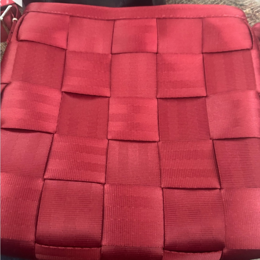 Harveys Red Crossbody Bag - Picture 3 of 9